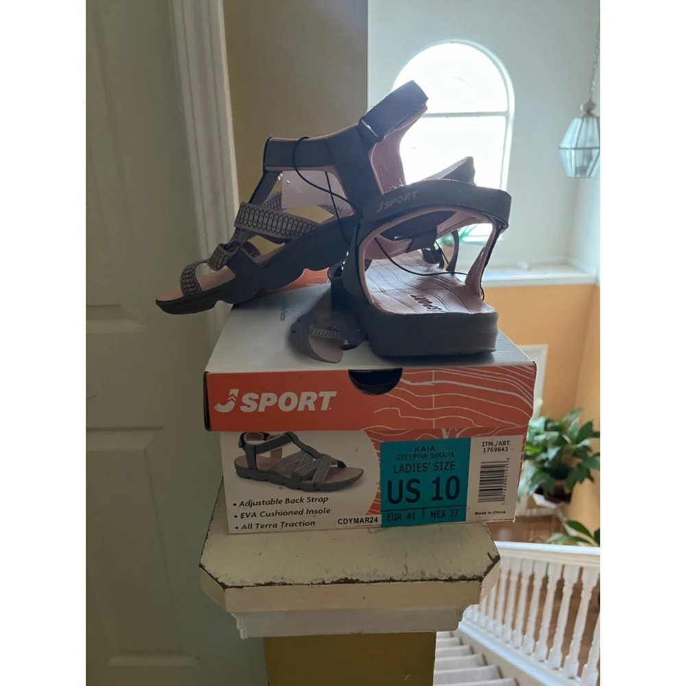 NIB Jsport Kaia Grey Pink Sandals Women Size 10